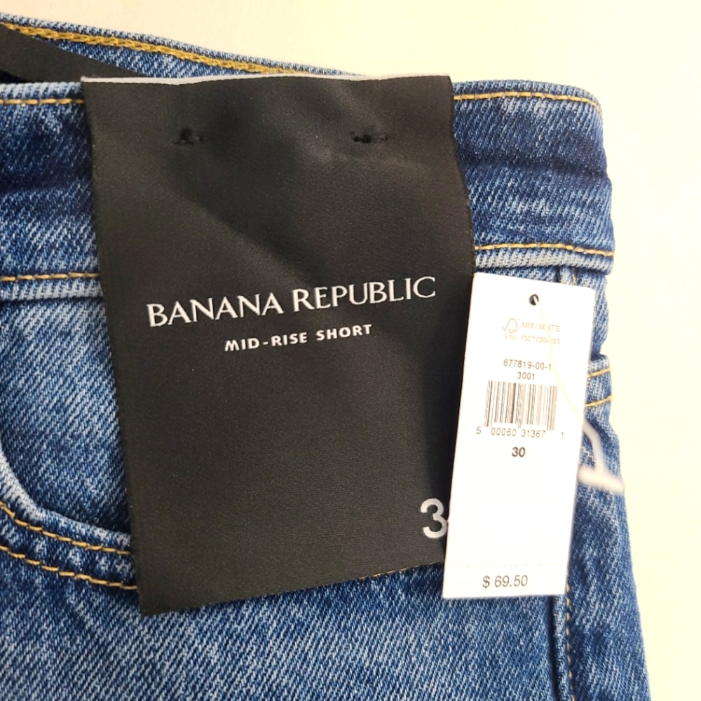 BANANA REPUBLIC Mid-Rise Jean Shorts - Picture 4 of 9